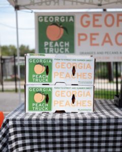 Georgia Peach Truck — Lebanon, NH @ Gardener’s Supply Company